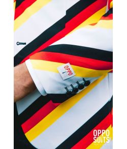 OppoSuit The Germanator