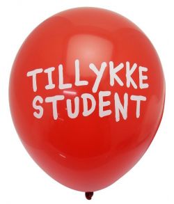 Røde balloner med tekst "Tillykke Student".