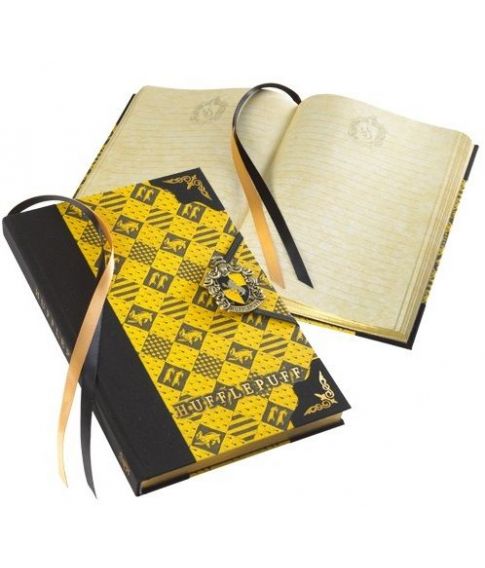 Hufflepuff dagbog fra The Noble Collection.