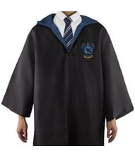 Ravenclaw kappe med slips.