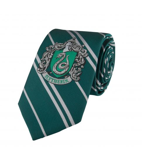 Flot Slytherin slips med broderet våbenskjold.