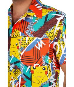 Smart sommersæt fra OppoSuits med skjorte og shorts med Pokemon Pikachu motiv. 