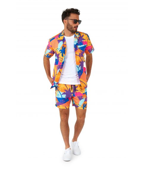 Smart sommersæt fra OppoSuits med skjorte og shorts med palme motiv. 