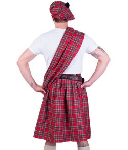 Flot rødt Skotte kostume med kilt.