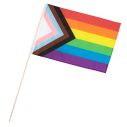 LGBTQ+ flag på pind.